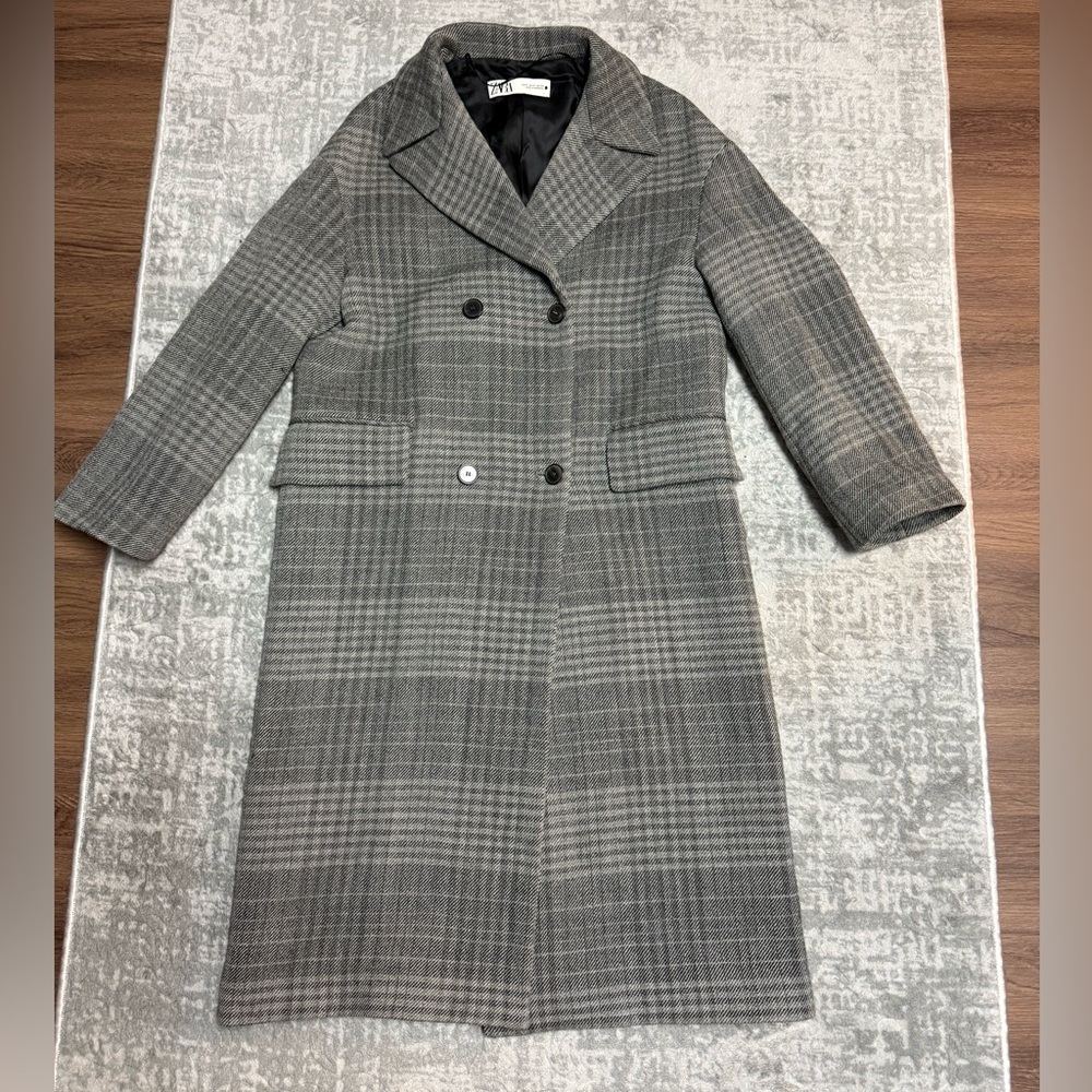 Zara Women's Gray Plaid Coat